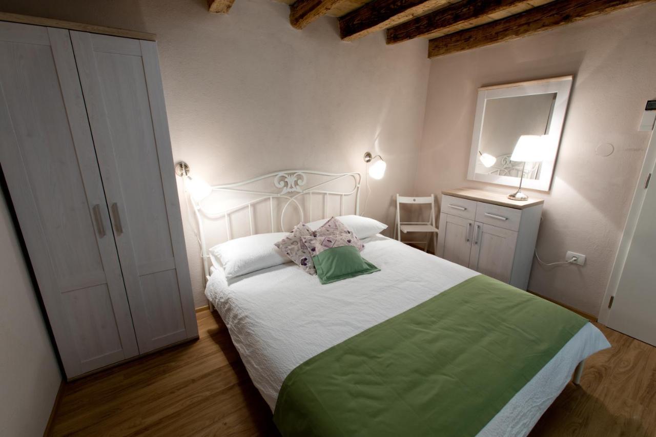 Guesthouse Centrum B&B Izola Zewnętrze zdjęcie
