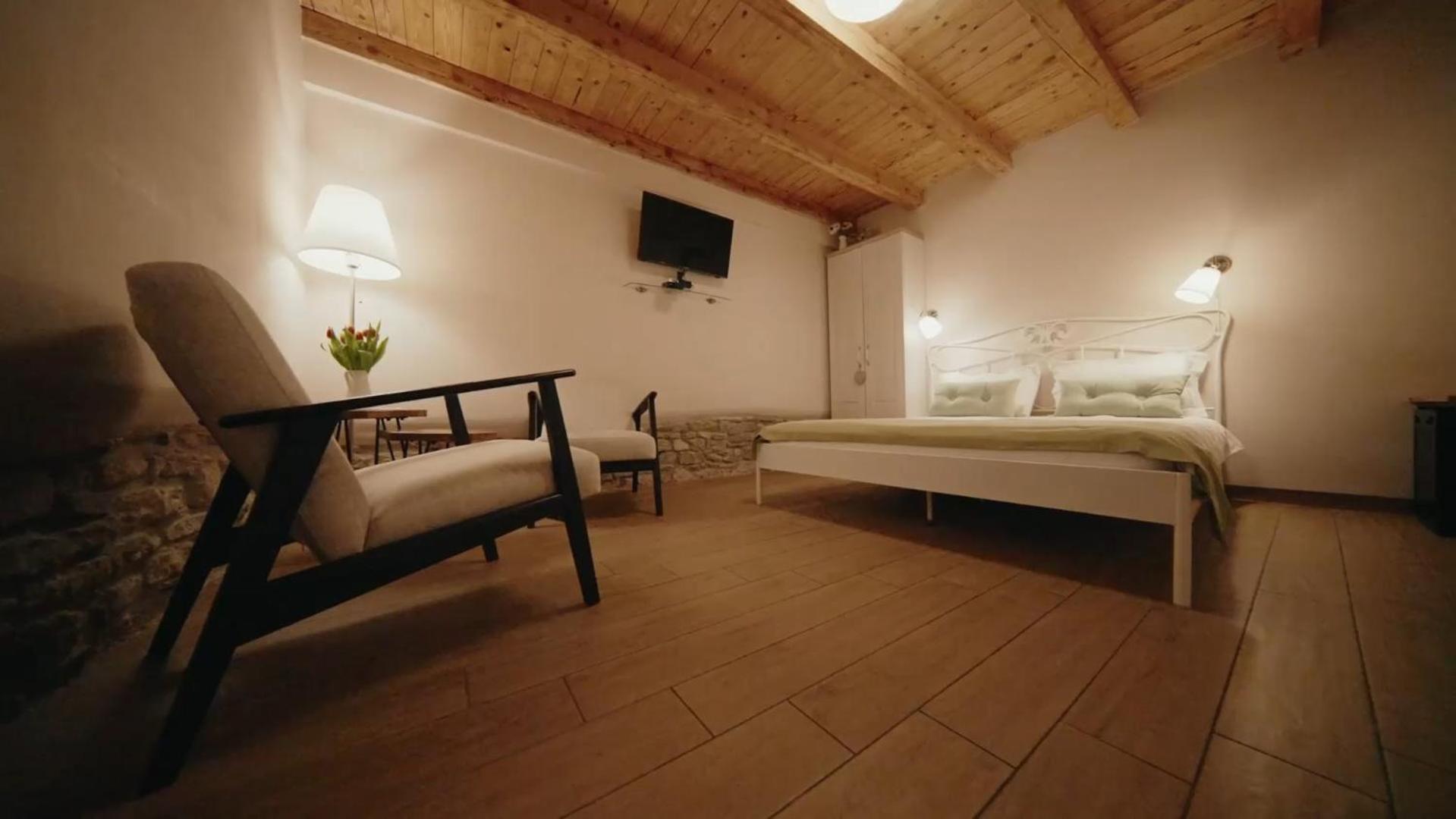 Guesthouse Centrum B&B Izola Zewnętrze zdjęcie