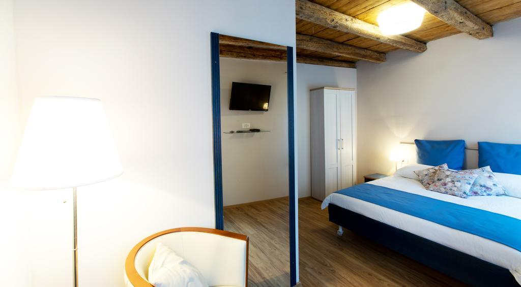 Guesthouse Centrum B&B Izola Zewnętrze zdjęcie