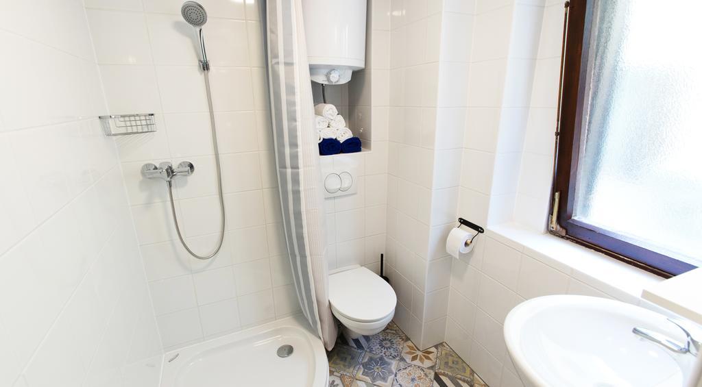 Guesthouse Centrum B&B Izola Zewnętrze zdjęcie