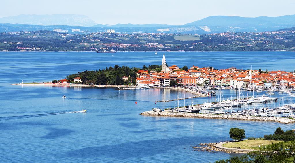 Guesthouse Centrum B&B Izola Zewnętrze zdjęcie